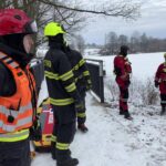 OBRAZEM: Pelhřimovští hasiči trénovali na rybníce Stráž záchranu osob