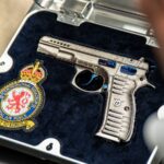 Limitovaná edice CZ 75 RAF vzdává hold československým letcům v Royal Air Force