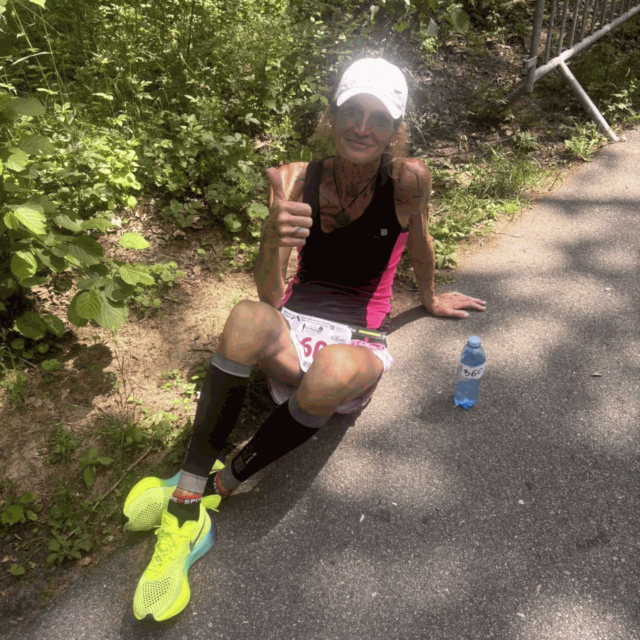 Marcela Bayerová Čadová z Boskovic přivezla bronzovou medaili z ultramaratonu 