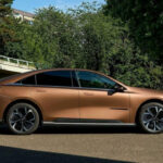 Mazda konečně dostala do prodeje slibovaný sedan s pohonem zadních kol, srdce lidí si jím ale asi nezíská