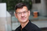 Město má být bezpečné pro desetileté dítě. Věnuji se ohroženým skupinám, říká architekt Okamura