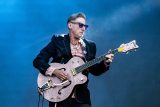 Umělci musí mluvit o tom, co se děje. Můžou říct pravdu, když to politici nedokážou, říká Bryan Adams