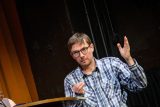 Osm neznámých ostrovů, osm zvědavců a jejich příběhy. Naivní divadlo v Liberci obnovuje hru Ostrovy