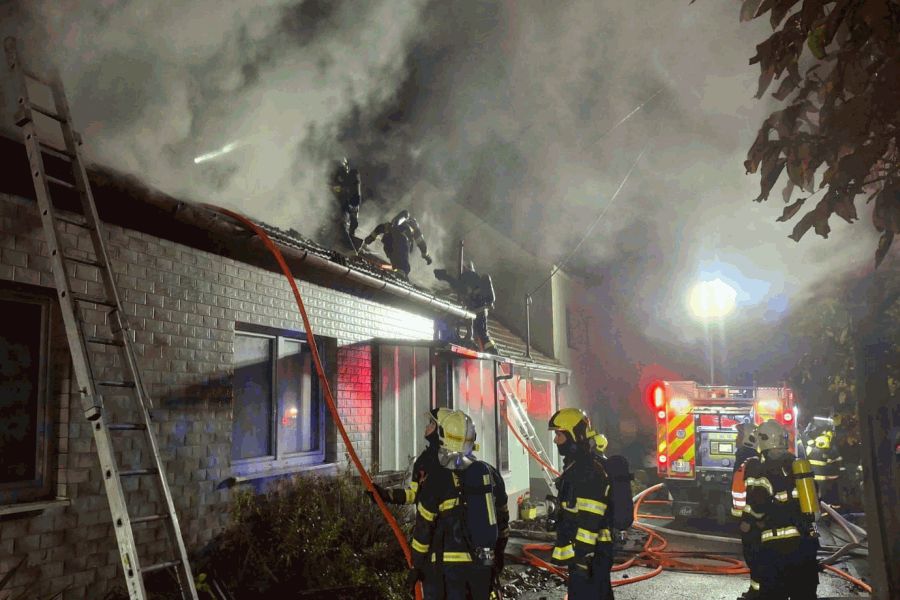 Dva noční požáry zaměstnaly hasiče na Brněnsku