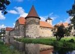 Nová historická budova na hradě Švihov? Archeologové objevili stavbu připomínající vrátnici