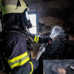 Zásah v Jeníkovicích: Kuchyň v plamenech, dva intoxikovaní Zásah v Jeníkovicích: Kuchyň v plamenech, dva intoxikovaní