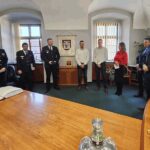 Dva rybáři zachránili ve Veselí nad Moravou tři muže před požárem. Dostali od hasičů ocenění Dva rybáři zachránili ve Veselí nad Moravou tři muže před požárem