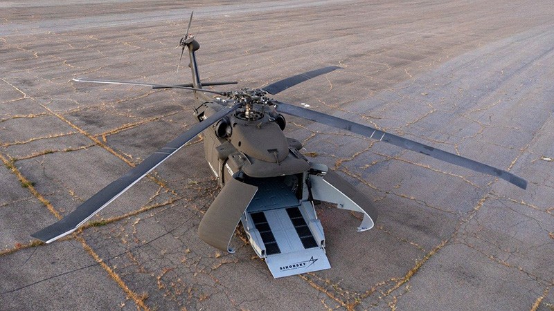 Legendární Black Hawk bez pilota: začátek éry autonomních vrtulníků