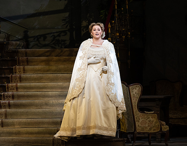 RECENZE: Zaprášená Arabella Ne, tato režie v Metropolitní opeře slouží dramatu