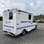 Zlínští strážníci mají nový vůz pro převoz opilců do záchytné stanice