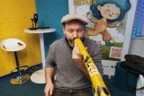 Hudební nástroj didgeridoo pochází z Austrálie. Vyrábí ho termiti, říká český hráč Ondřej Smeykal