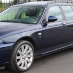 K mání je zapomenutý osmiválcový kombík s manuálem od značky, která dnes válcuje prodeje v Česku, je to lákavá vzácnost