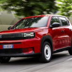 Fiat chce pod tíhou regulací omezit rychlost svých aut výrazně pod dálniční maximum, tomu se říká pokrok