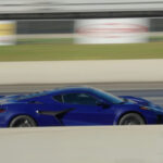 „Bugatti pro chudé” si namazalo na chleba všechny a všechno na dalším okruhu, pomalejší je i McLaren za 20 milionů