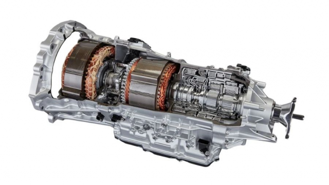 Expert vychválil nenáviděný typ automatu, prý je geniální. Přízeň nadšenců tím nezíská ani jemu, ani sobě