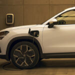 Němečtí výzkumníci naplno odhalili hybridní lež moderních aut, jejich reálná spotřeba je třikrát vyšší než ta udávaná Němečtí výzkumníci naplno odhalili hybridní lež moderních aut, jejich reálná spotřeba je třikrát vyšší než ta udávaná