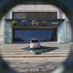 Stellantis loni prodělal víc peněz, než je hodnota celé obří firmy, za normálních okolností by byl zralý na bankrot Stellantis loni prodělal víc peněz, než je hodnota celé obří firmy, za normálních okolností by byl zralý na bankrot