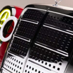 Vyhozený šéfdesignér Mercedesu potají stvořil nástupce legendární Rudé svině, asi chce dokázat, že pořád má co říct