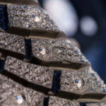 Finové vyřešili odvěký problém zimních pneumatik s hřeby, revoluční novinka by teď excelovala i v Česku