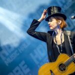 Hlas jako smirkový papír. Folková písničkářka Suzanne Vega zahraje v Praze Hlas jako smirkový papír