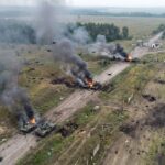 Na hraně dvou oblastí to vře: Zveřejněné záběry ruských dronových úderů na obrněnce Na hraně dvou oblastí to vře: Zveřejněné záběry ruských dronových úderů na obrněnce