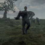 RECENZE: Bahno, špína, vtip i svěžest