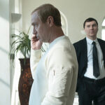 RECENZE: Jak jim Putin přerostl přes hlavu, líčí ospale a obyčejně Čaroděj z Kremlu RECENZE: Jak jim Putin přerostl přes hlavu, líčí ospale a obyčejně Čaroděj z Kremlu