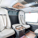 S novým vrcholným Mercedesem za 200 milionů už nikdy nebudete stát v zácpě, do garáže se vám ale nejspíš nevejde