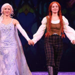 GLOSA: Elsa kouzlí, Anna laškuje, Olaf baví. Ledové království v Karlíně zvládli GLOSA: Elsa kouzlí, Anna laškuje, Olaf baví