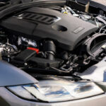 Jede jako Porsche, ale slouží jako Škoda: Už zaříznutý Jaguar koupíte po pár letech za mrzké peníze, jak se vyhnout šmejdu?