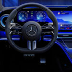 Mercedes ukázal interiér nové třídy C a je to katastrofa o jednom nekonečném displeji a milionu hvězd