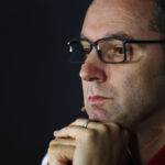 Šéf Formule 1 se nečekaně vložil do debaty o automobilovém průmyslu