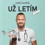 „Může zachraňovat životy.“ Moravec vydává druhou knihu s leteckým záchranářem „Může zachraňovat životy