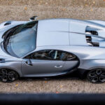 Skutečné Bugatti vyzvalo na souboj dvacetkrát levnější „Bugatti pro chudé”