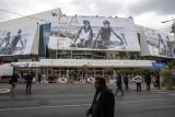 Startuje filmový festival v Cannes. V hlavní soutěži se utká 21 snímků, čestnou cenu převezme Peter Jackson