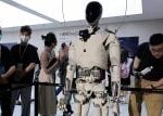Konec lidských vojáků? Americký startup plánuje, že humanoidní roboti budou bojovat v první linii Konec lidských vojáků? Americký startup plánuje, že humanoidní roboti budou bojovat v první linii