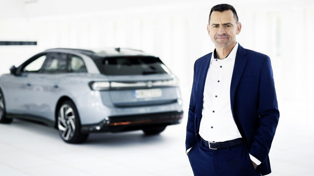 Šéf VW vytáhl ten nejhloupější z hloupých argumentů, navíc naruby, aby se pokusil obhájit sázku firmy na elektrická auta