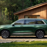 Atraktivní pětimetrové SUV pro šest s výbavou a výkonem za 340 tisíc? To dnes umí jen Číňané, nikdo jiný