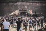 Festival Brutal Assault ve čtyřech dnech přivítá přes 160 interpretů. Do Jaroměře míří desítky tisíc lidí