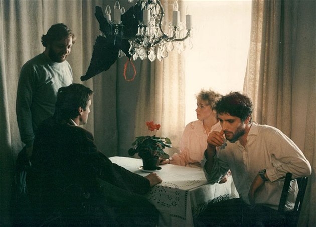Kdo chce zapalovat, musí sám hořet! O čem je film Kopytem sem, kopytem tam?