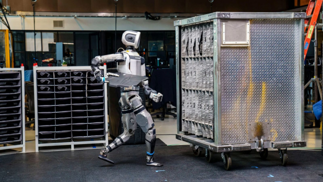 Roboti už stávkovat nebudou, a tak dělníci Hyundai začali na odpor proti nim stávkovat ještě dřív, než je nahradí