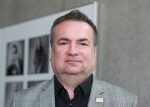 ‚Je to koncentrovaná síla na malém prostoru,‘ říká o poštovních známkách filatelista Tomáš Mádl