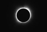 Nad Českem proběhlo částečné zatmění Slunce. Podívaná pokračuje meteorickým rojem Perseidy