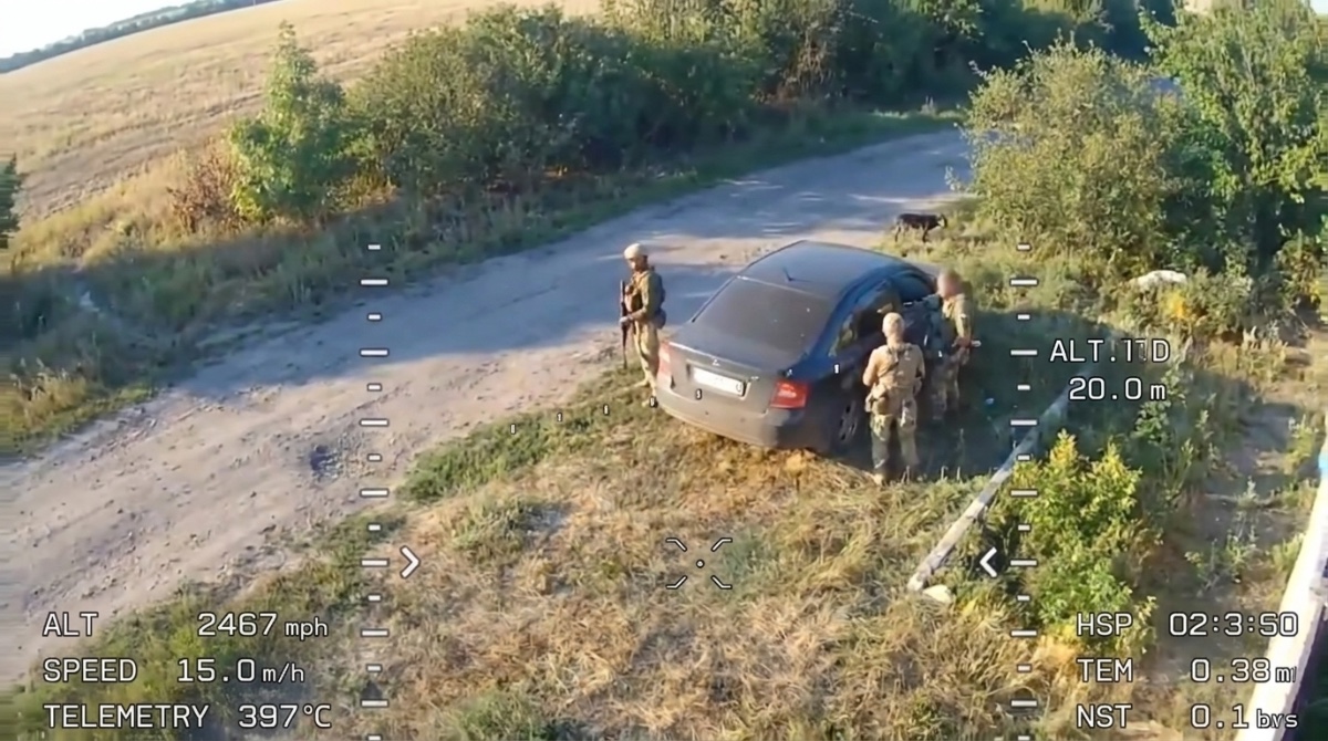 Video: Rusové poslali do války „Upíra“. Jeho síla není ve velikosti, ale v počtech