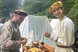 Halštatské děvčátko od Býčí skály. Historici představili objev na dobové veselici, přenesli se 2500 let zpátky