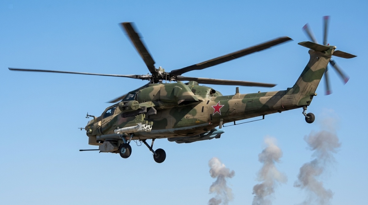 Nové video z fronty budí pozornost: vrtulník Mi-28 útočí na cíle v Charkovské oblasti