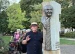 ‚Sem se mi dívejte!‘ František Filipovský, český hlas strážníka Cruchota a legenda dabingu, má pomník