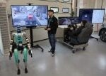 Auta bez řidiče i humanoidní roboti