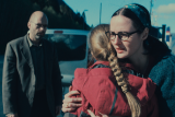 Facka dítěti otevřela společenské propasti. Film Fjord usiluje o nestrannost, aby vzbudil diskuse