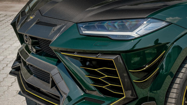 Fotbalový klub začal dávat vlastním hráčům pokuty za to, že jezdí do práce v Lamborghini Urus